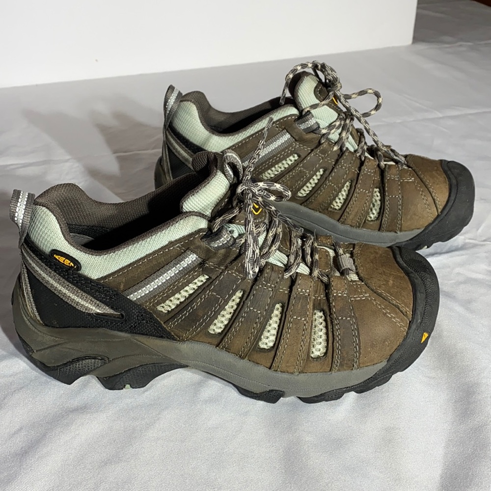 Keen utility women’s flint steel toe work shoe 8